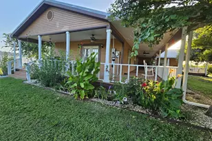 225 Hcr 3242, Hubbard, TX 76648 - Photo 2