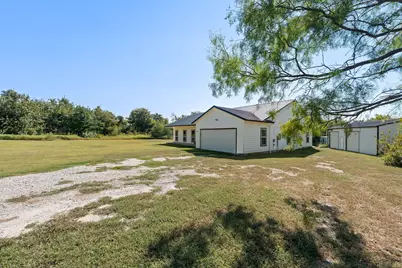 2480 County Road 312, Cleburne, TX 76031 - Photo 24