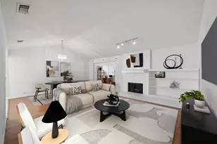 3836 Wedgworth Rd S, Fort Worth, TX 76133 - Photo 2