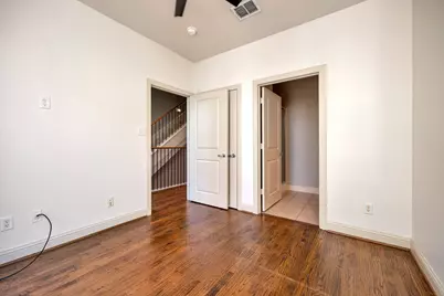 614 E 1st Street, Fort Worth, TX 76102 - Photo 24