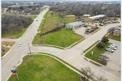 802 Office Park Cir Office Park Circle, Lewisville, TX 75057 - Photo 2