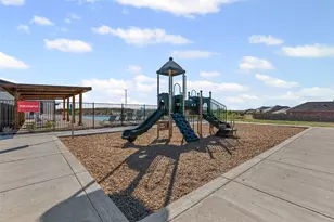 14004 Gaskin St, Pilot Point, TX 76258 - Photo 28