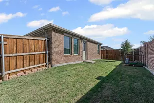 14004 Gaskin St, Pilot Point, TX 76258 - Photo 18