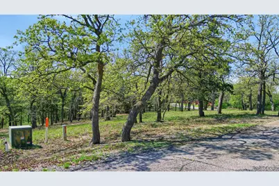 116 Oak Hills Drive, Pottsboro, TX 75076 - Photo 4