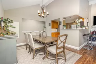 2926 Hunters Point Ln, Carrollton, TX 75007 - Photo 6