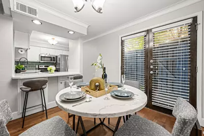 5934 Sandhurst Lane #109, Dallas, TX 75206 - Photo 4