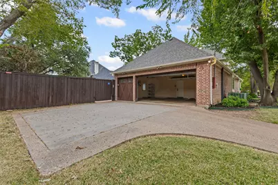6207 Walnut Hill Lane, Dallas, TX 75230 - Photo 32