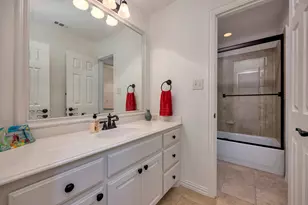 7901 Forest Point Ct, North Richland Hills, TX 76182 - Photo 30