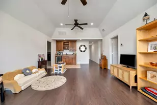 7901 Forest Point Ct, North Richland Hills, TX 76182 - Photo 24