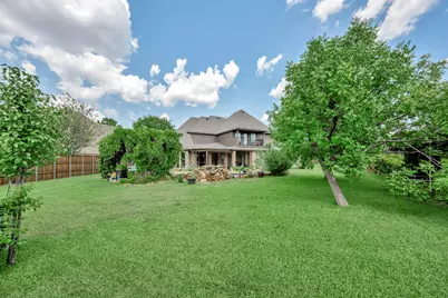 7901 Forest Point Court, North Richland Hills, TX 76182 - Photo 38