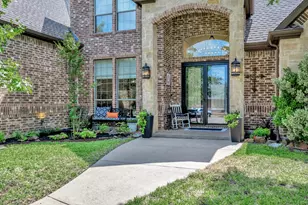 7901 Forest Point Ct, North Richland Hills, TX 76182 - Photo 2