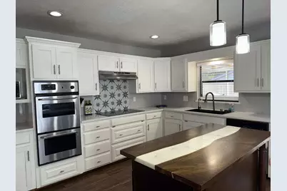 306 Ivy Way, Garland, TX 75043 - Photo 2