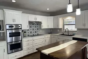 306 Ivy Way, Garland, TX 75043 - Photo 2