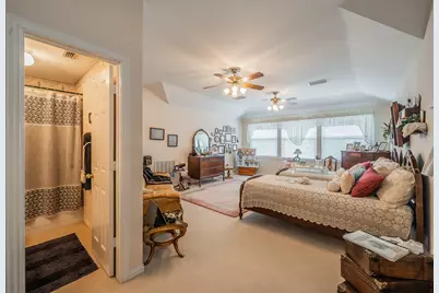 2404 Aramic Court, Arlington, TX 76001 - Photo 20