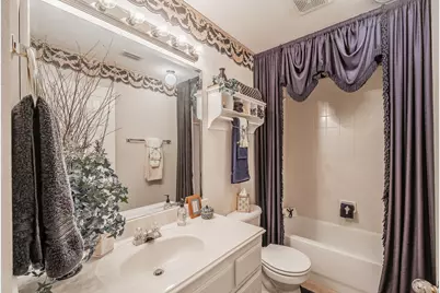 2404 Aramic Court, Arlington, TX 76001 - Photo 18