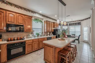 2404 Aramic Ct, Arlington, TX 76001 - Photo 10