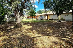 201 Martin Dr, Lancaster, TX 75146 - Photo 14