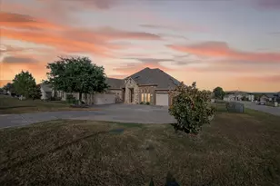 7529 Zinnia Ln, Forest Hill, TX 76140 - Photo 1