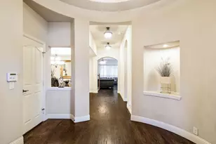 3123 Pamplona, Grand Prairie, TX 75054 - Photo 2