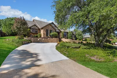 2813 S Country Club Road, Garland, TX 75043 - Photo 36