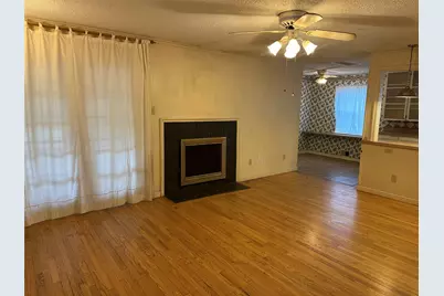 901 Saturn Springs Drive, Garland, TX 75041 - Photo 6