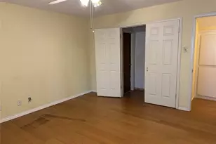 901 Saturn Springs Dr, Garland, TX 75041 - Photo 22