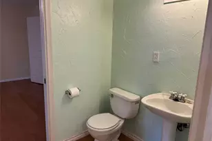 901 Saturn Springs Dr, Garland, TX 75041 - Photo 20