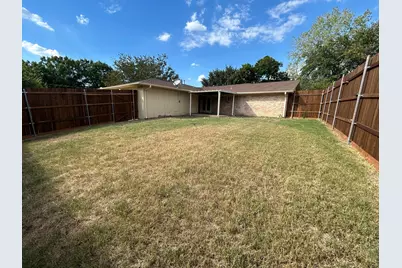 4122 W Rochelle Road, Irving, TX 75062 - Photo 14