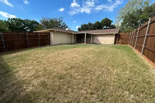 4122 W Rochelle Rd, Irving, TX 75062 - Photo 14