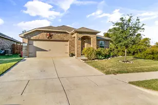 933 Walls Blvd, Crowley, TX 76036 - Photo 4