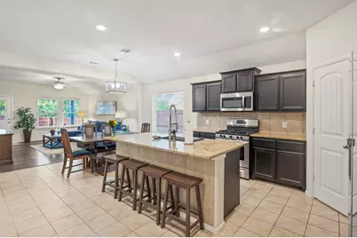 933 Walls Boulevard, Crowley, TX 76036 - Photo 10