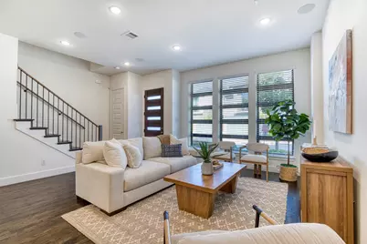 8270 Nunley Lane, Dallas, TX 75231 - Photo 2