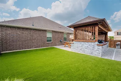 9705 Quail Pointe Rd, Aubrey, TX 76227 - Photo 16