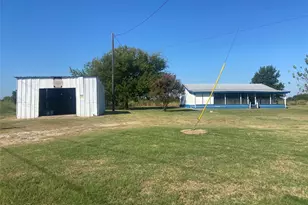 930 Rs County Road 1690, Lone Oak, TX 75453 - Photo 2