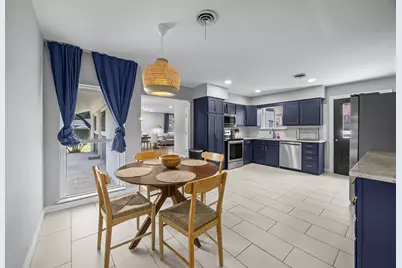 2227 Greenbrier Drive, Irving, TX 75060 - Photo 8