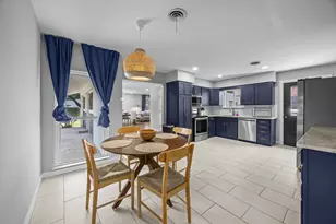 2227 Greenbrier Dr, Irving, TX 75060 - Photo 8