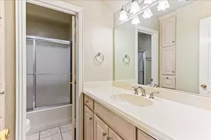 5700 Roundup Trail, Arlington, TX 76017 - Photo 30