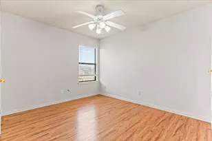 5700 Roundup Trail, Arlington, TX 76017 - Photo 28