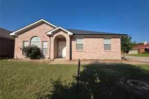 8541 Rainy Lake Dr, Fort Worth, TX 76244 - Photo 4