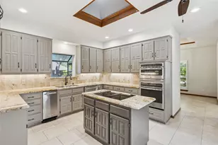 2900 Oak Trail Ct, Dalworthington Gardens, TX 76016 - Photo 16