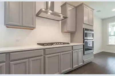 6501 Woodmere Court, Denton, TX 76226 - Photo 4