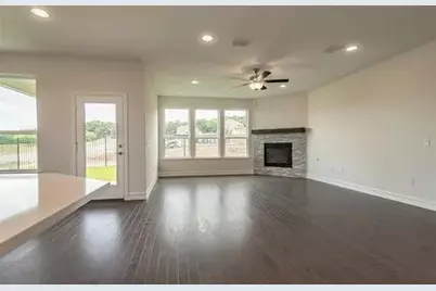 6501 Woodmere Court, Denton, TX 76226 - Photo 8