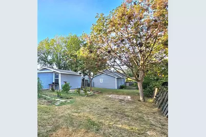 318 E Lee Avenue, Weatherford, TX 76086 - Photo 32