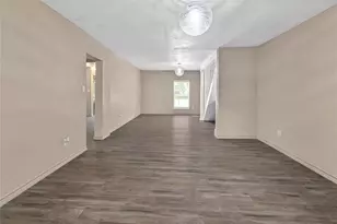 405 Walker St, Eustace, TX 75124 - Photo 4