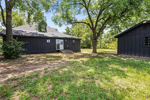 405 Walker St, Eustace, TX 75124 - Photo 28