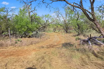 1078 County Road 498, Goldsboro, TX 79519 - Photo 32