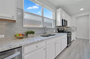 7616 Heritage Dr, Little Elm, TX 76227 - Photo 12