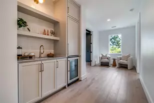 9233 E Lake Highlands Dr, Dallas, TX 75218 - Photo 12