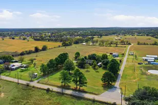 3420 Springfield Rd, Springtown, TX 76082 - Photo 4