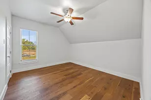 516 Lydia Ln, Granbury, TX 76049 - Photo 16